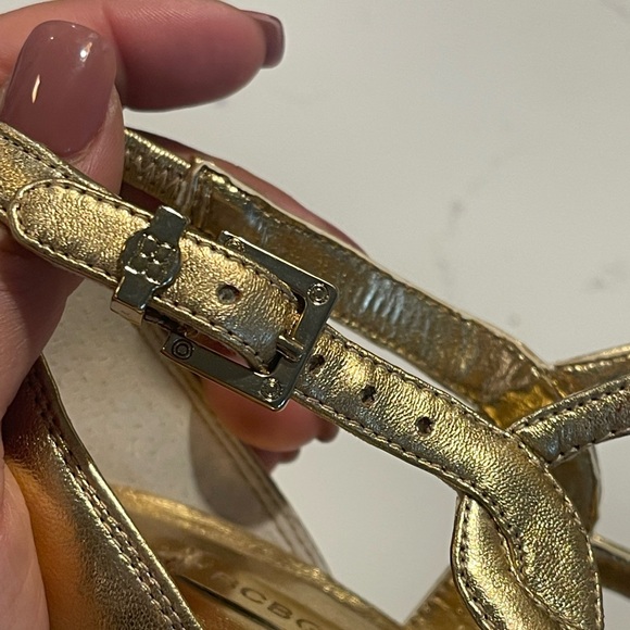 BCBG MaxAzria - Picture 10 of 15